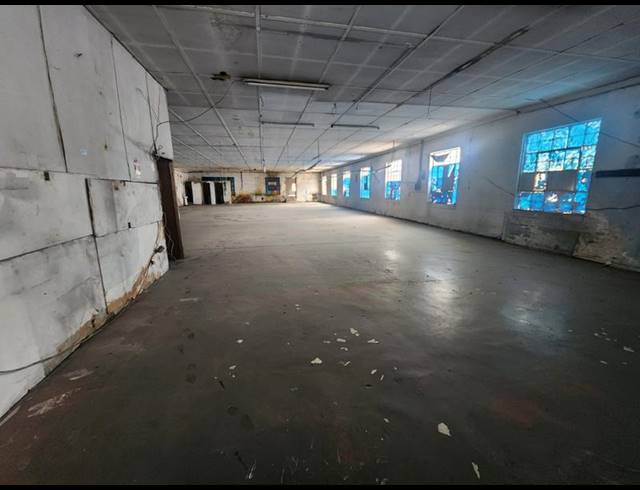 BUSINESS PROPERTY TO RENT IN BOOYSENS